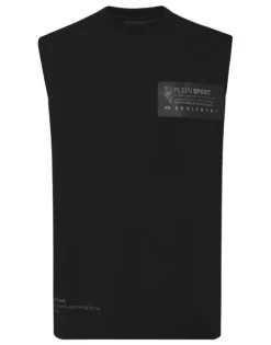 Sleeveless T-shirt