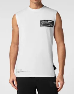 Sleeveless T-shirt